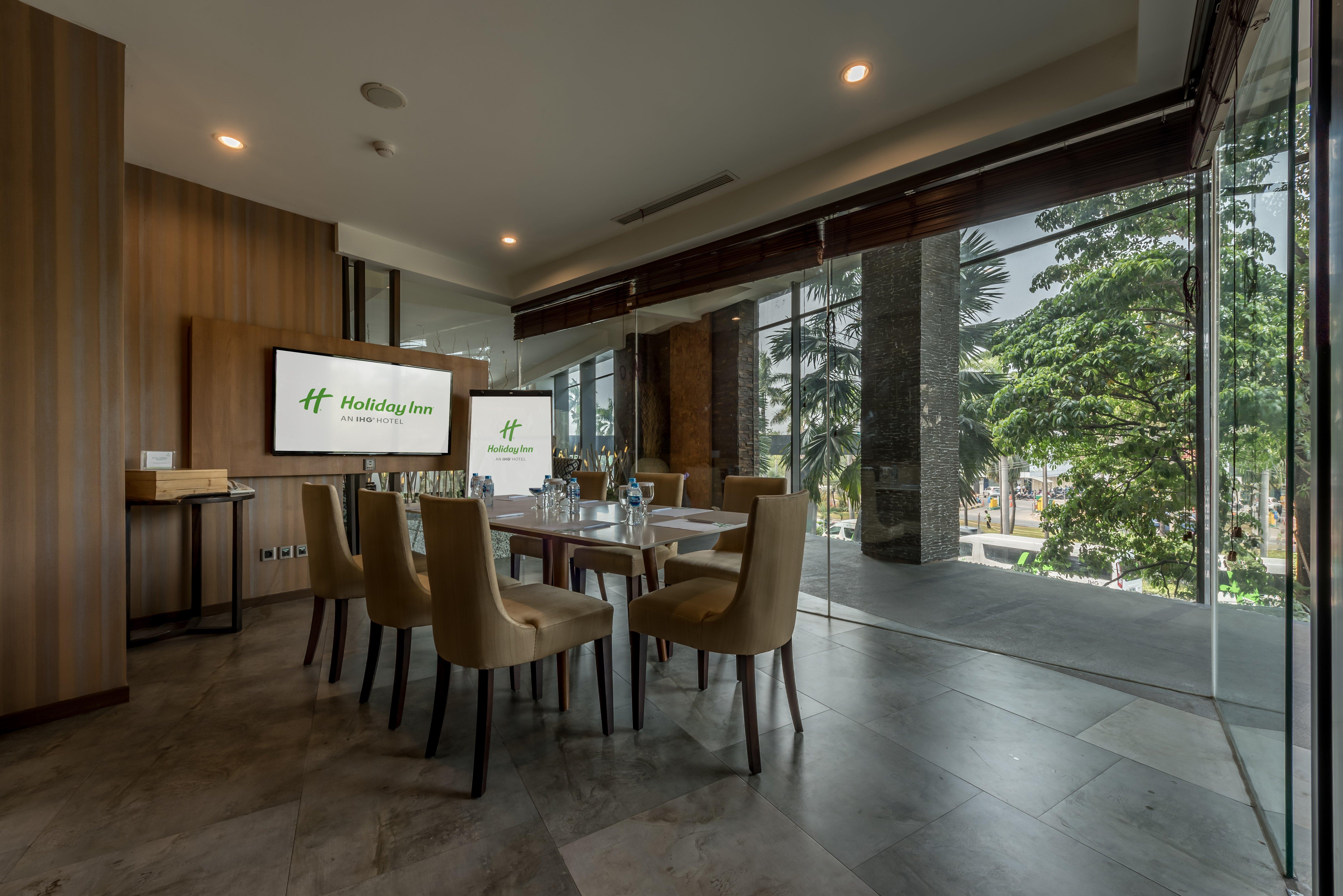 Holiday Inn Cikarang Jababeka By Ihg Exterior foto